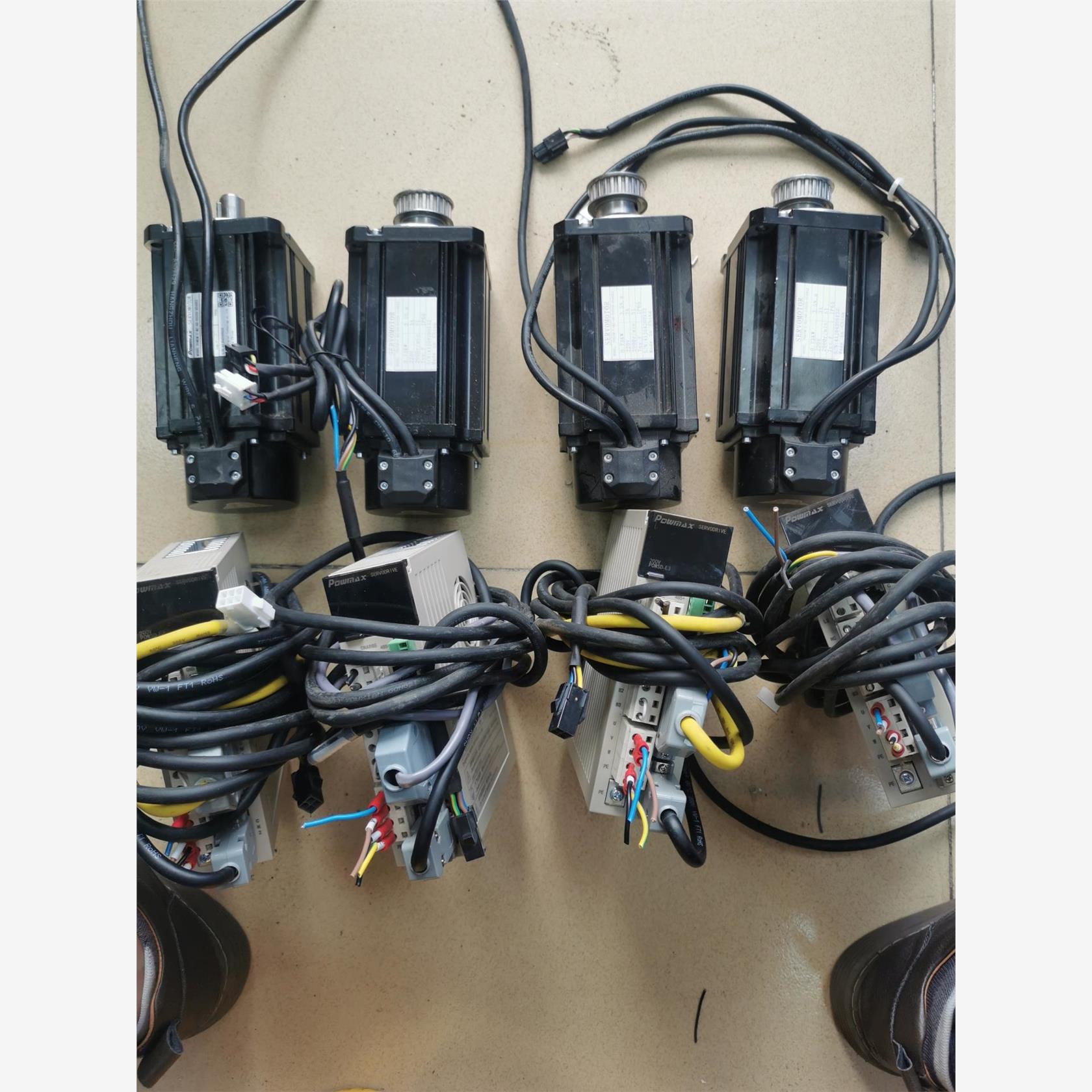 国迈伺服电机750W，型号