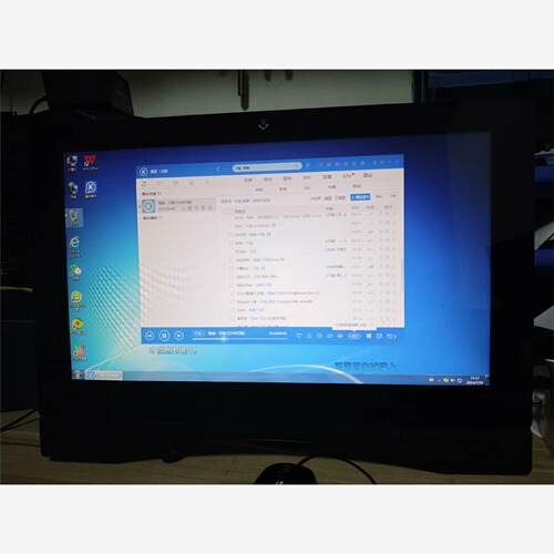 英特尔22寸一体机，i5-3470CPU，4G内存，120G