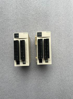 施耐德PLC模块TM2ARI8LT、实物图。单价