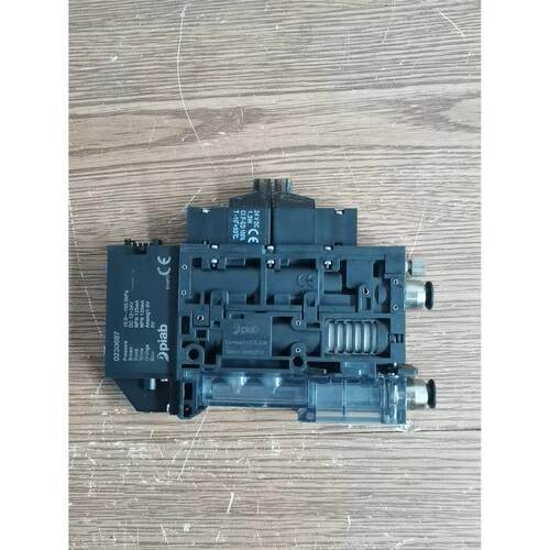 派亚博Compact15.CE.X.N