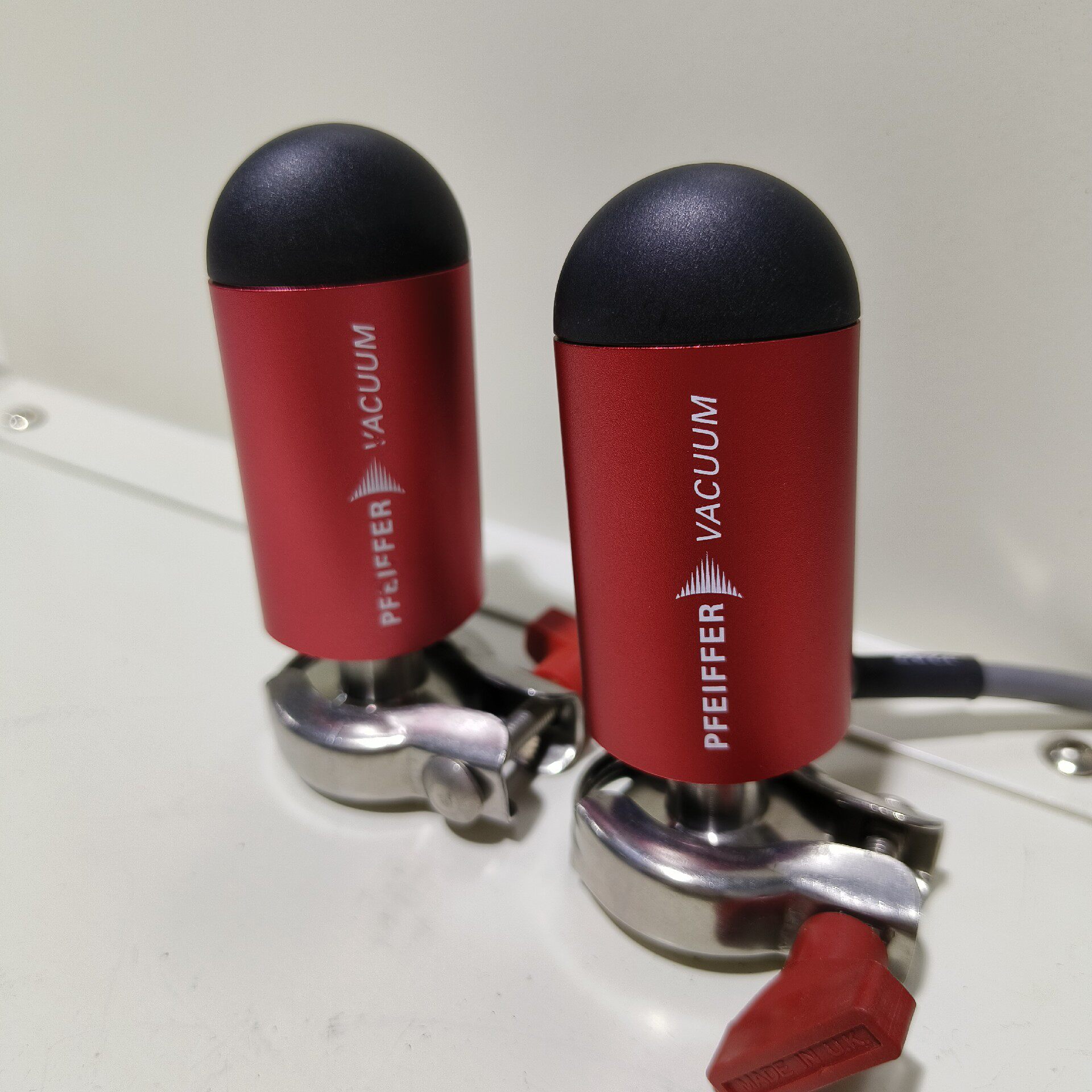 PFEIR普发T280真空计，