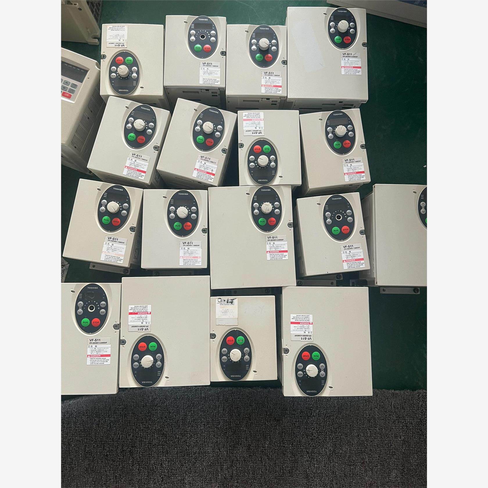 东芝变频器 VFS11-4037PL-WN 3.7KW 38