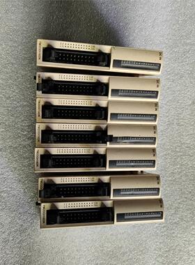 施耐德输入模块 TM2DDI16DK 成色实拍 包好用 单价