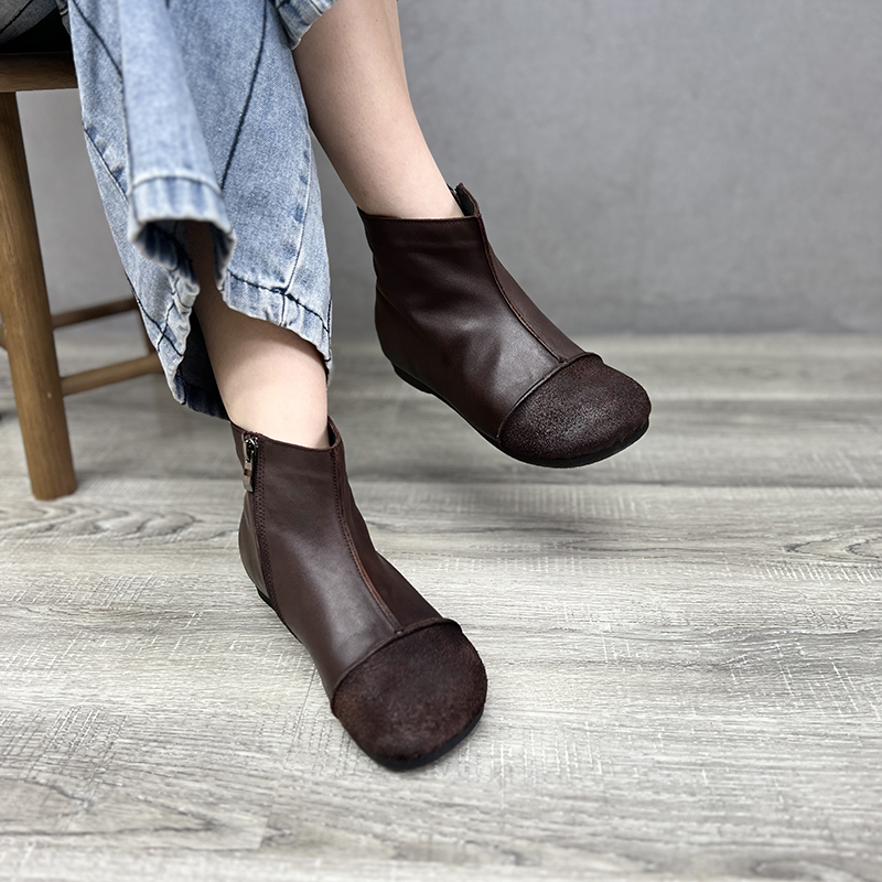 艺鞜2025年秋冬新款真皮加绒平底圆头复古短靴保暖妈妈侧拉链女靴