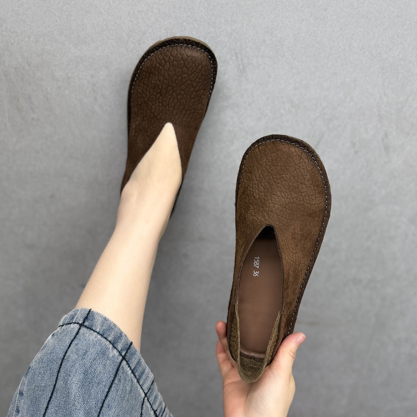 艺鞜2026年春季新款真皮平底拼接佛系软底妈妈懒人鞋一脚蹬单鞋女,女鞋,浅口单鞋,淘宝优惠券,粉丝福利购,淘宝优惠卷