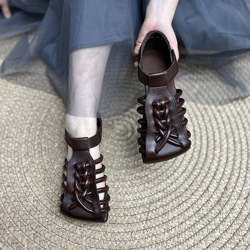 艺鞜2026年夏季新款真皮平底方头编织罗马魔术贴T字包头凉鞋女