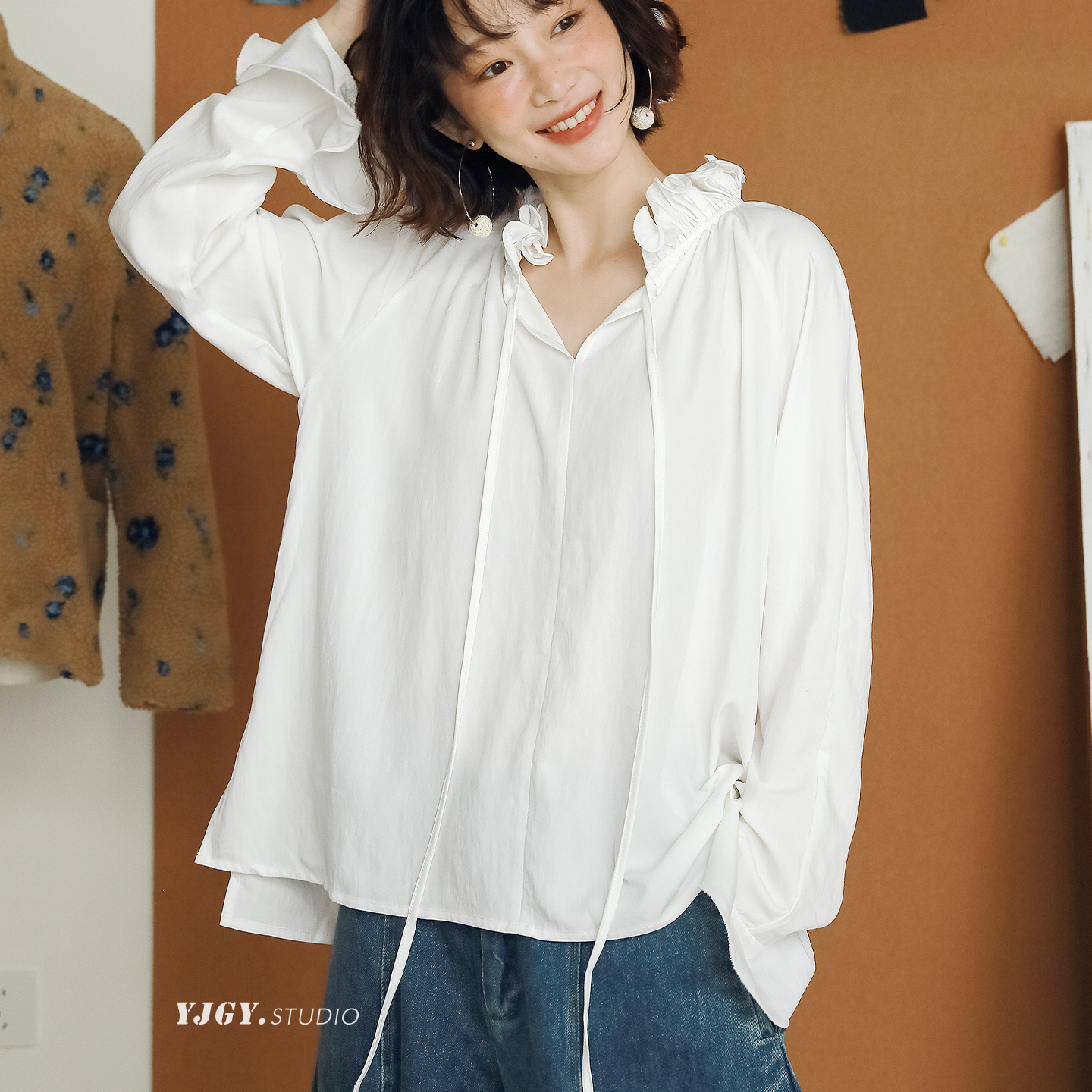 抽褶木耳花边系带衬衫叠穿上衣