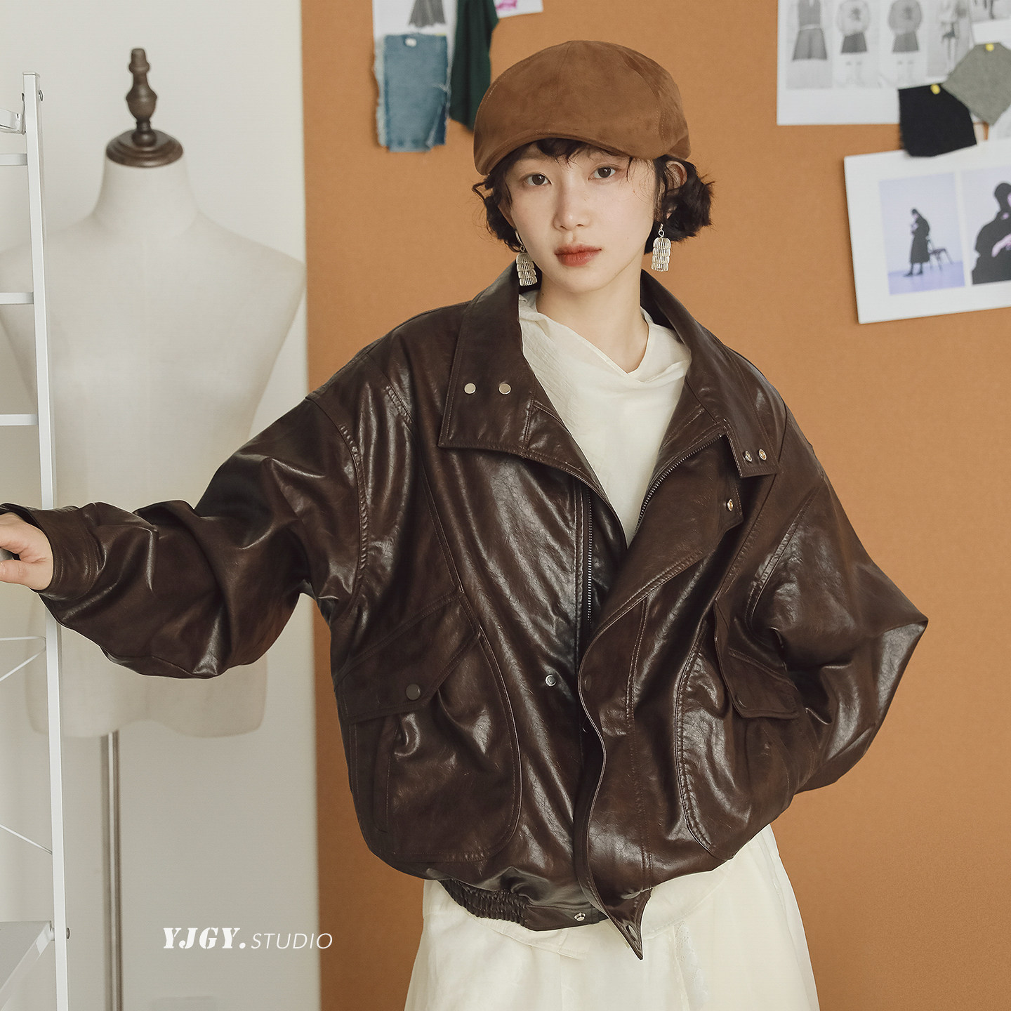 美拉德做旧柔皮肌理感翻领油蜡皮衣女复古机车男友风PU皮外套夹克,女装/女士精品,皮衣,淘宝优惠券,粉丝福利购,淘宝优惠卷