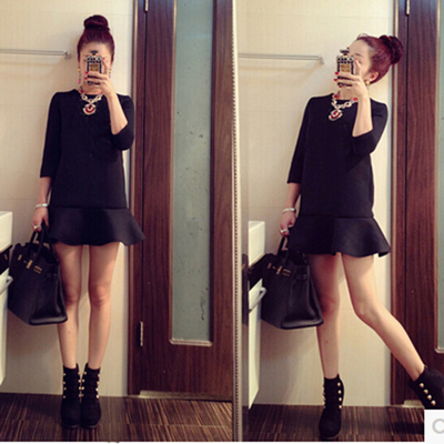 空气层七分袖显瘦百搭风连衣裙