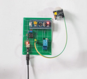 基于stm32单片机人体感应