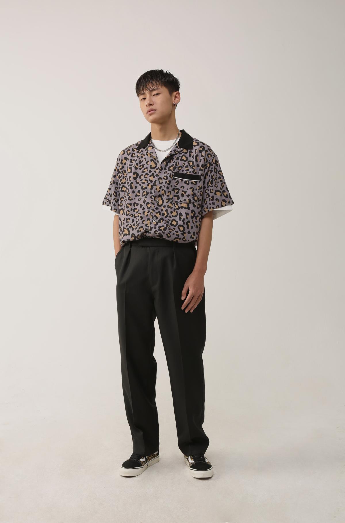 DBEA高级感粉色豹纹夏威夷花衬衫