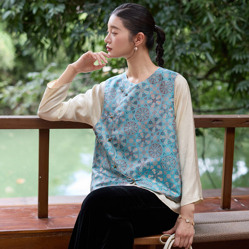菲伊唐真丝蜀锦盘扣小马夹上衣女