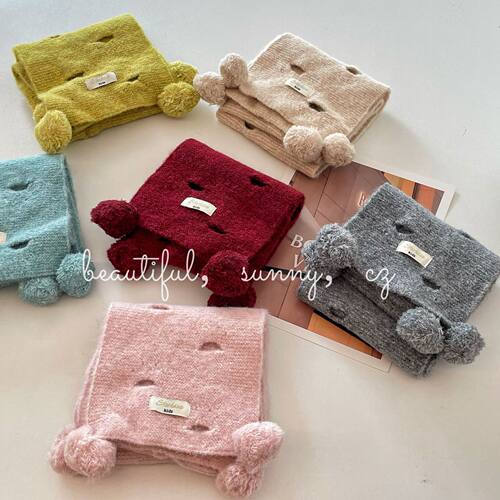 小众设计冬破洞球球长巾儿童保暖复古围巾