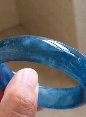 天然冰种海蓝宝魔鬼蓝色