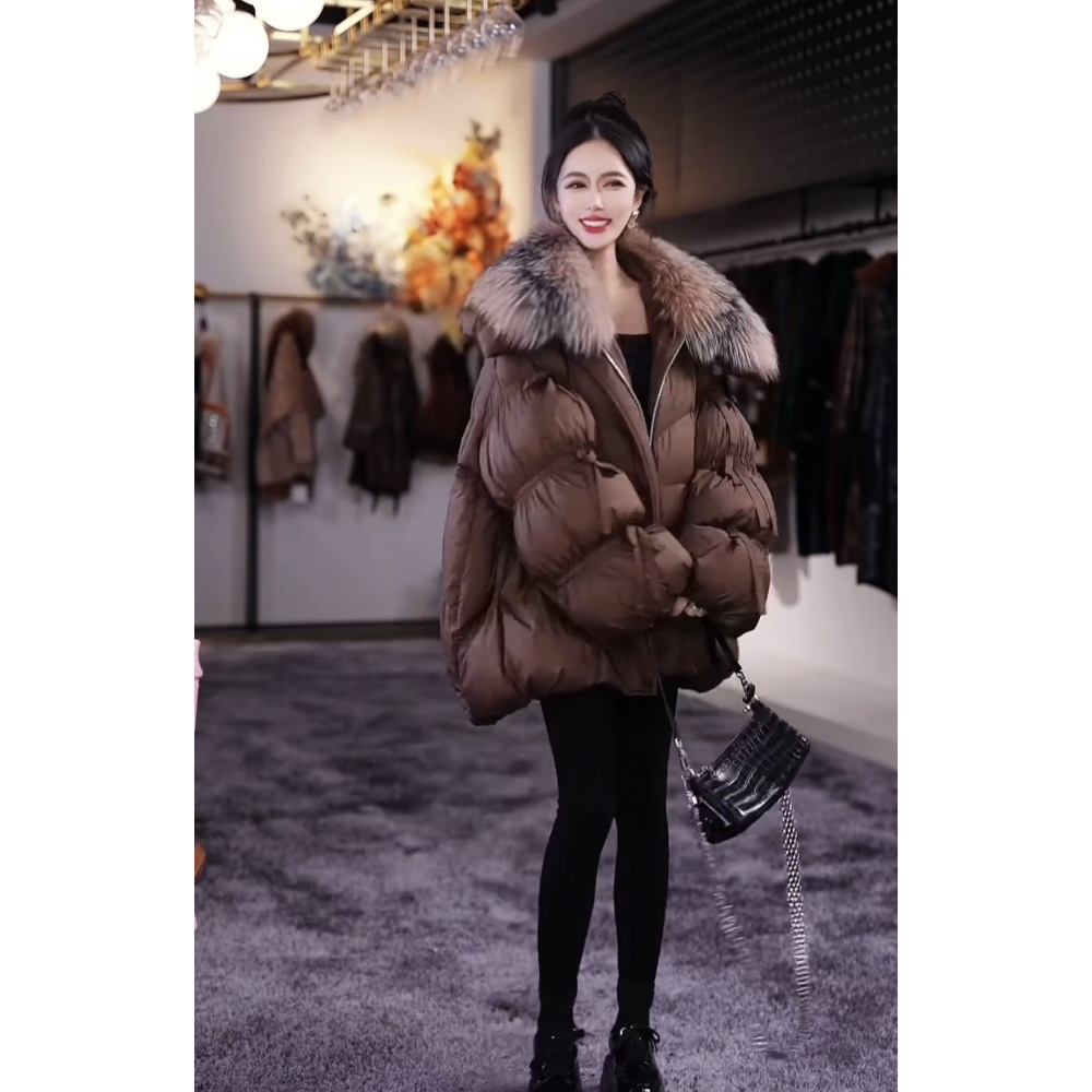 蝴蝶结设计感狐狸毛领拼接羽绒服