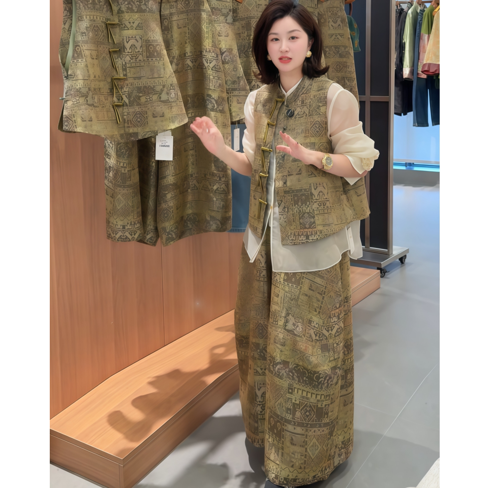 2026年夏季新款休闲风国风浅绿色套装女印花马甲阔腿裤两件套女装