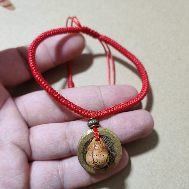 兔年新款原创手工编织平安五帝钱脚链桃核吊坠桃葫芦红绳男女脚链