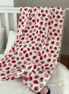 可爱草莓印花珊瑚绒吸水柔软洗澡大毛巾浴巾家用可穿可裹游泳外带