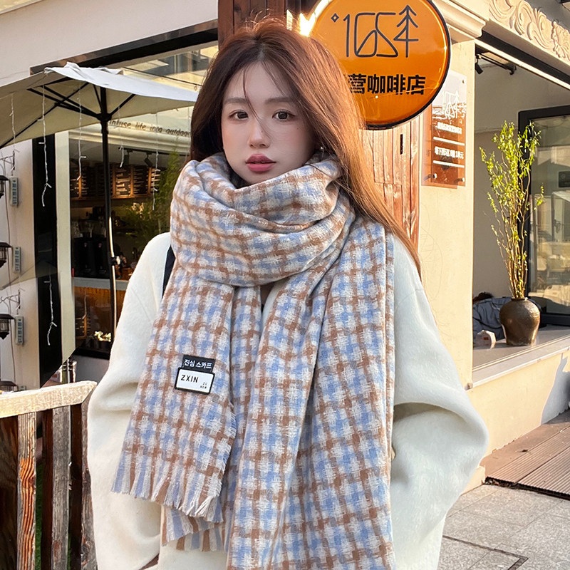 2024新款冬季格子披肩围脖保暖加厚软糯高级感韩系学生围巾女长款