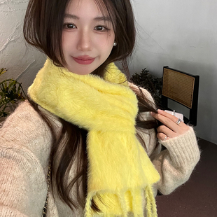黄色毛绒围巾女秋冬亲肤高级感保暖护颈韩系白色氛围感针织围脖冬