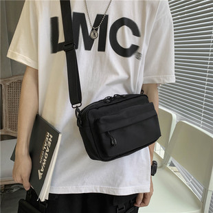 斜跨包男生单肩包大容量学生书包简约尼龙休闲男士 挎包日系邮差包