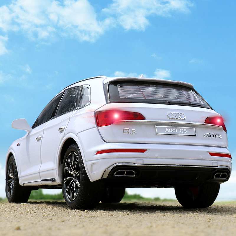 金属材质声音灯光六开门前轮转向