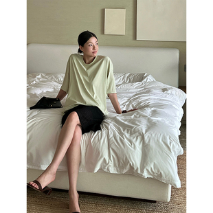 SOTHEA 2026年夏季 休闲百搭宽松圆领慵懒落肩短袖 T恤女 品质全棉