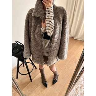 巴黎街头时髦感立领休闲羊毛皮草外套 SOTHEA