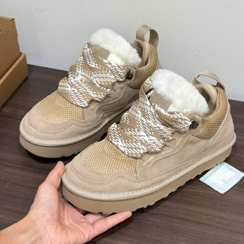 女士休闲潮流百搭款短款靴子