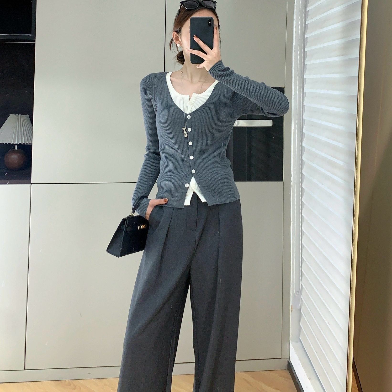 修身假两件羊毛针织长袖上衣