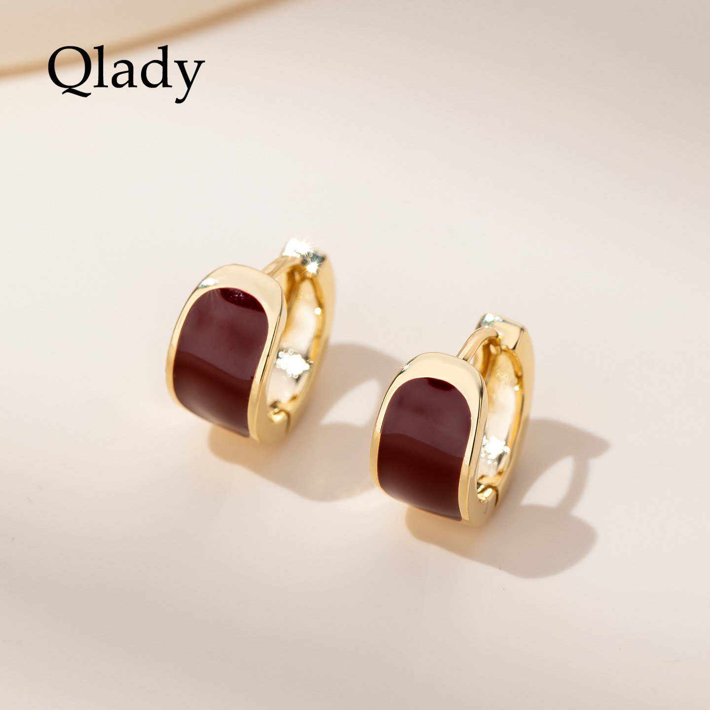 【新品】酒红色小耳圈耳扣耳饰女耳钉高级感独特耳环2025新款爆款,饰品/流行首饰/时尚饰品新,耳环,淘宝优惠券,粉丝福利购,淘宝优惠卷
