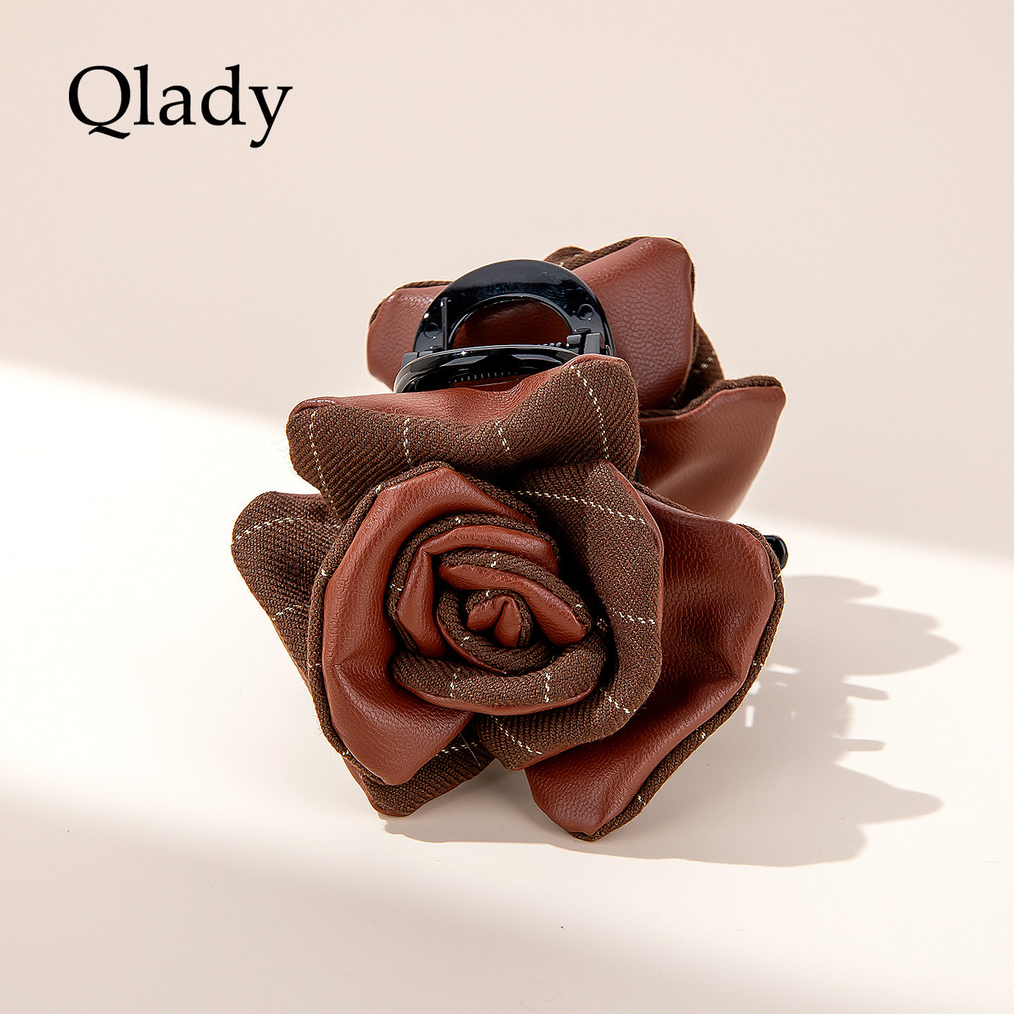 【新品】玫瑰花布艺发饰头饰头花抓夹发夹女2025新高端夹子鲨鱼夹