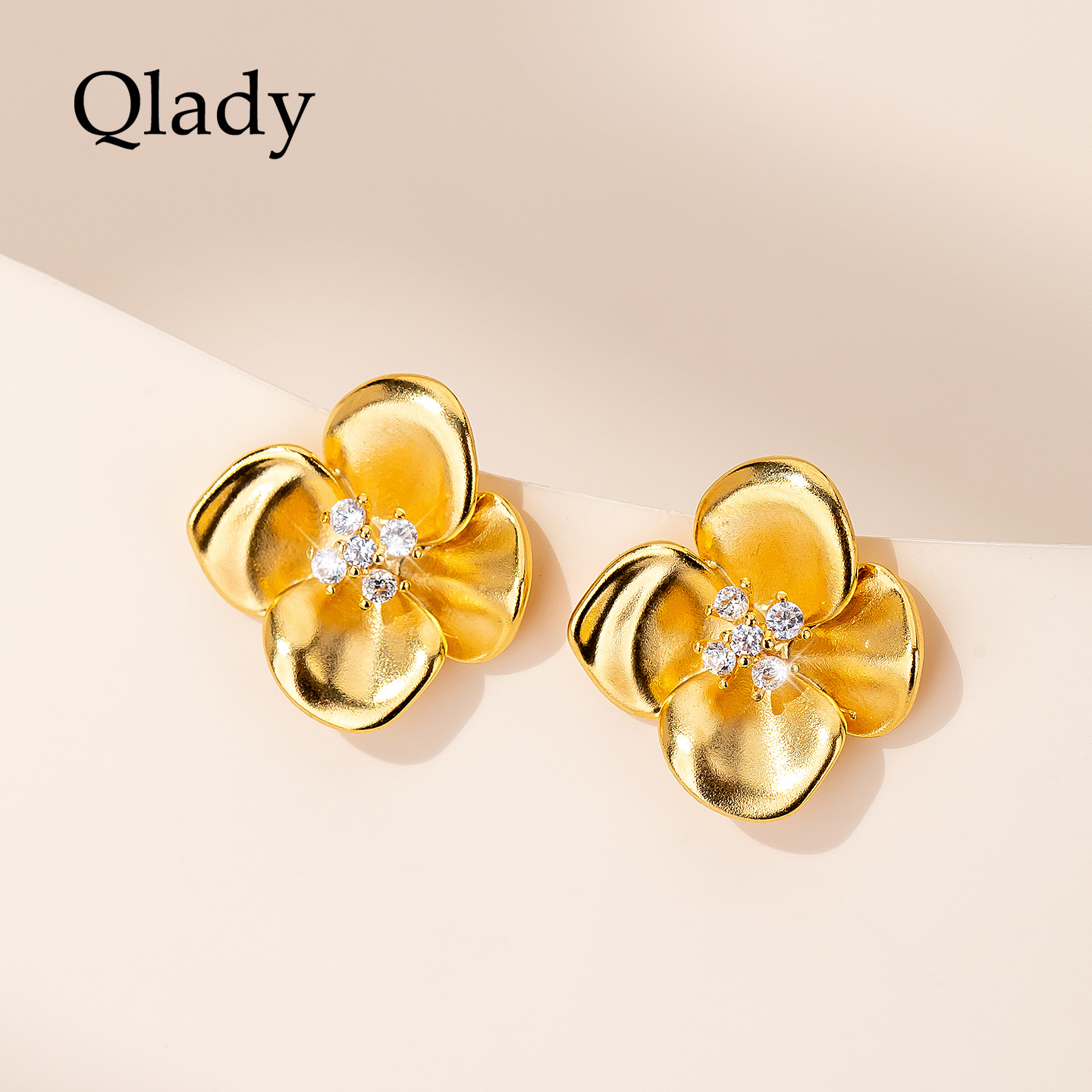 【新品】花朵养耳洞银耳钉女2025新款爆款高级感精致小巧耳饰耳环