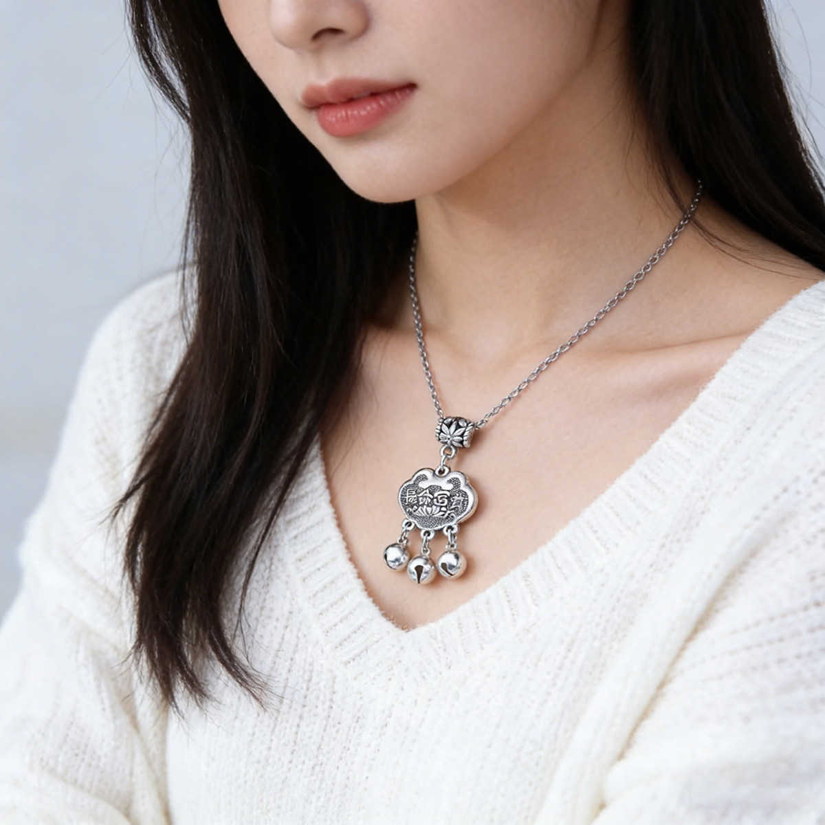 新款厂家直销精品货源云南民族饰品藏银平安富贵锁铃铛项链XL111