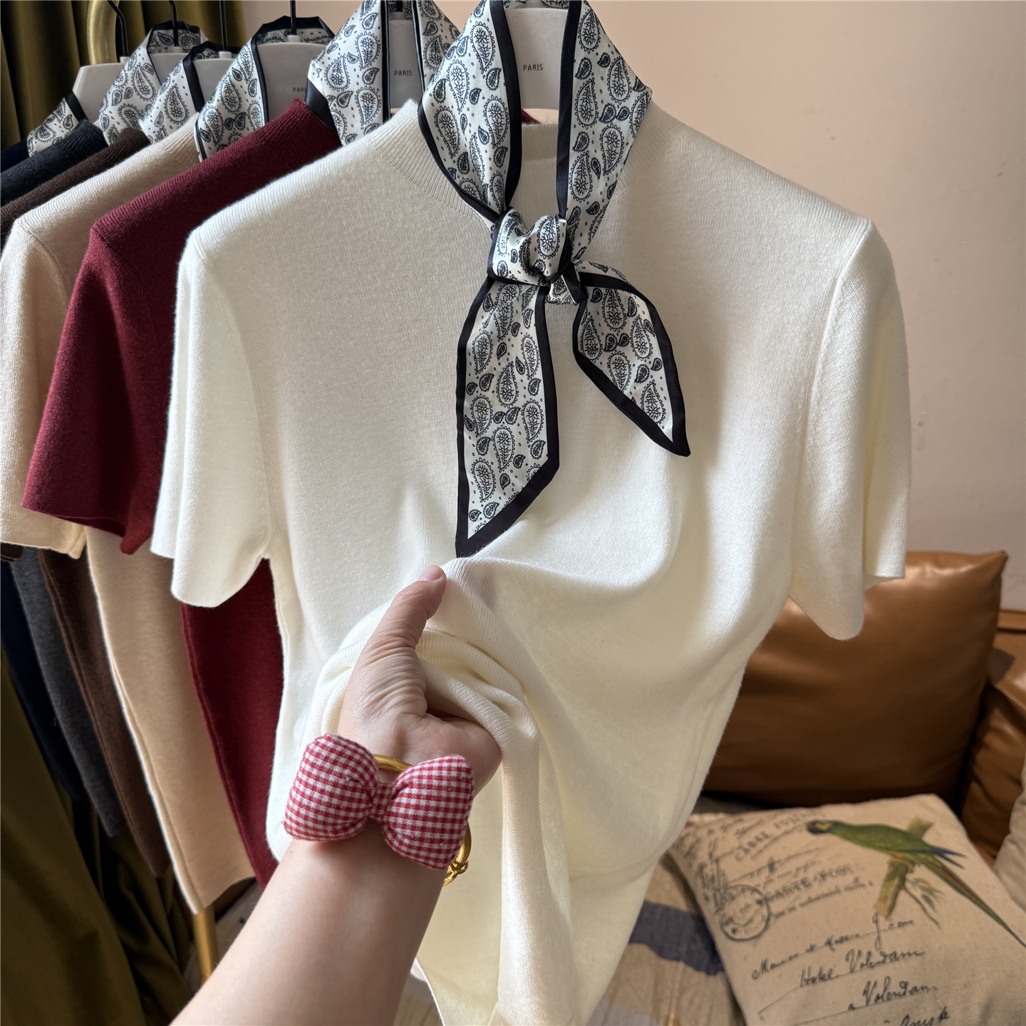 丝巾羊毛柔软圆领短袖针织衫女夏装新款宽松时尚百搭POLO领上衣潮