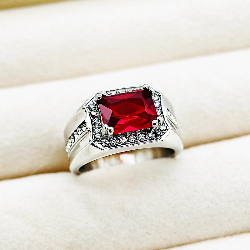 轻奢戒指钛钢不掉色时尚男女锆石