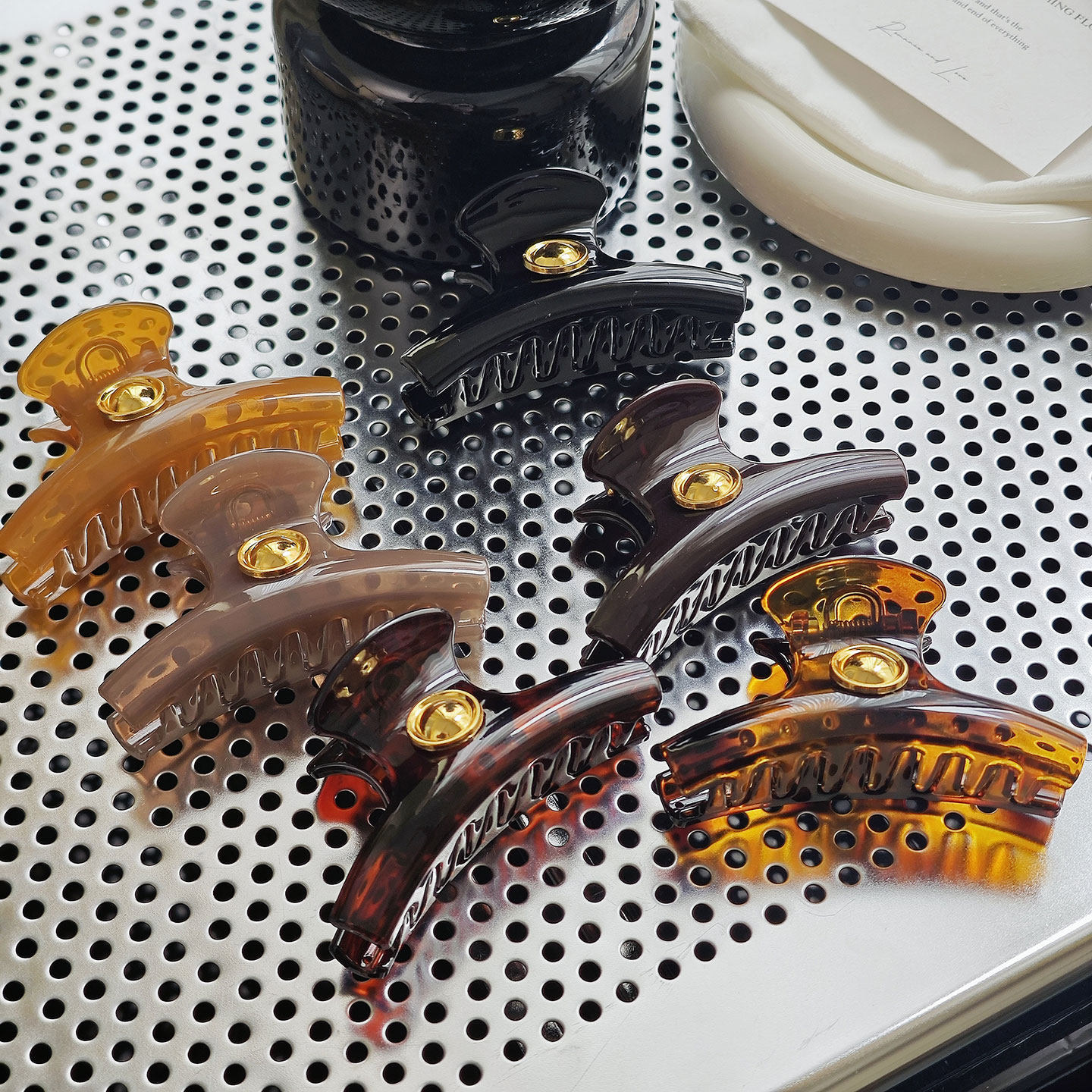 琥珀复古独特漂亮头发抓夹女发量少金色圆片盘发鲨鱼夹发饰中号