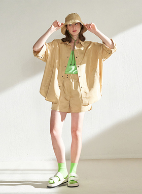 CUISUYUN独立设计师户外系列卡其色光泽感衬衫式廓形外套套装