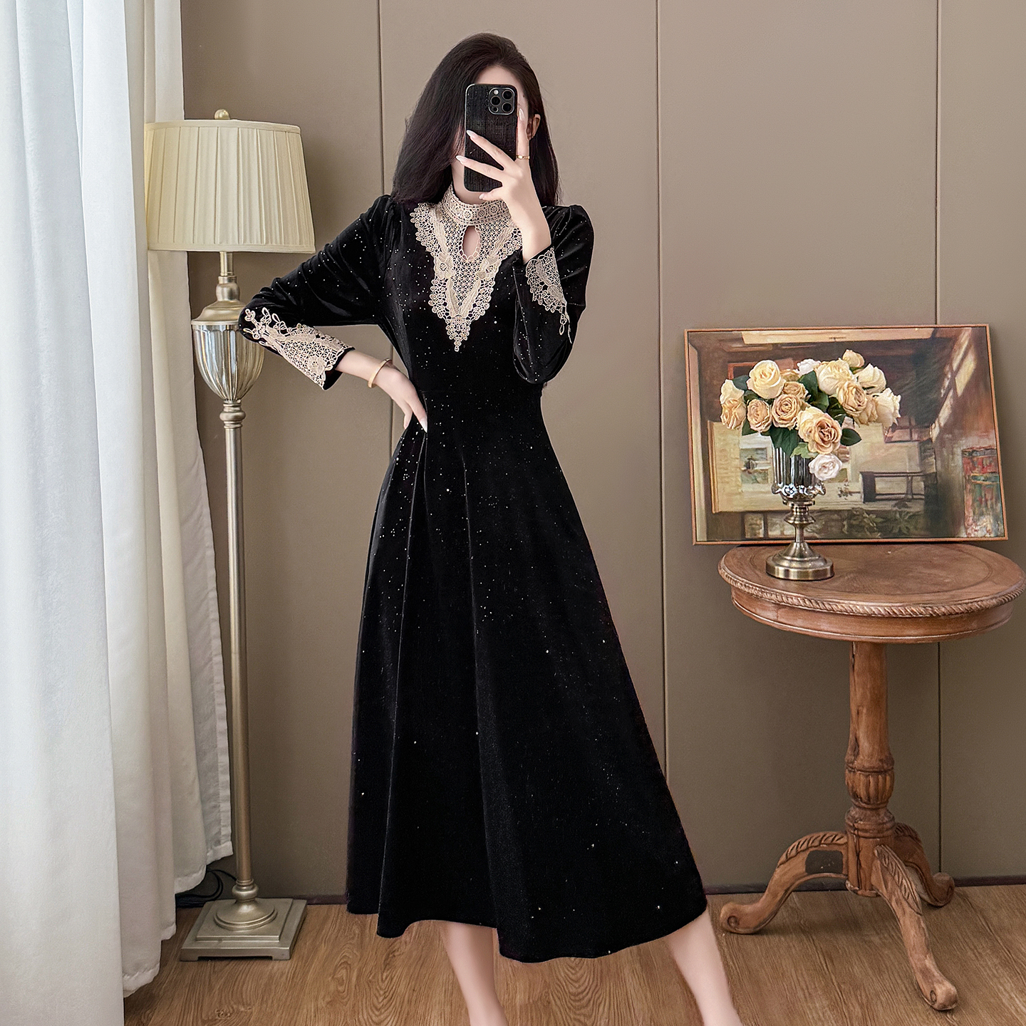 法式高级感亮片丝绒大摆连衣裙，女装连衣裙，衣嘉衣服饰