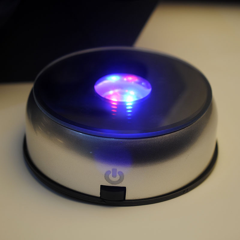 珠宝首饰灯光旋转展示台