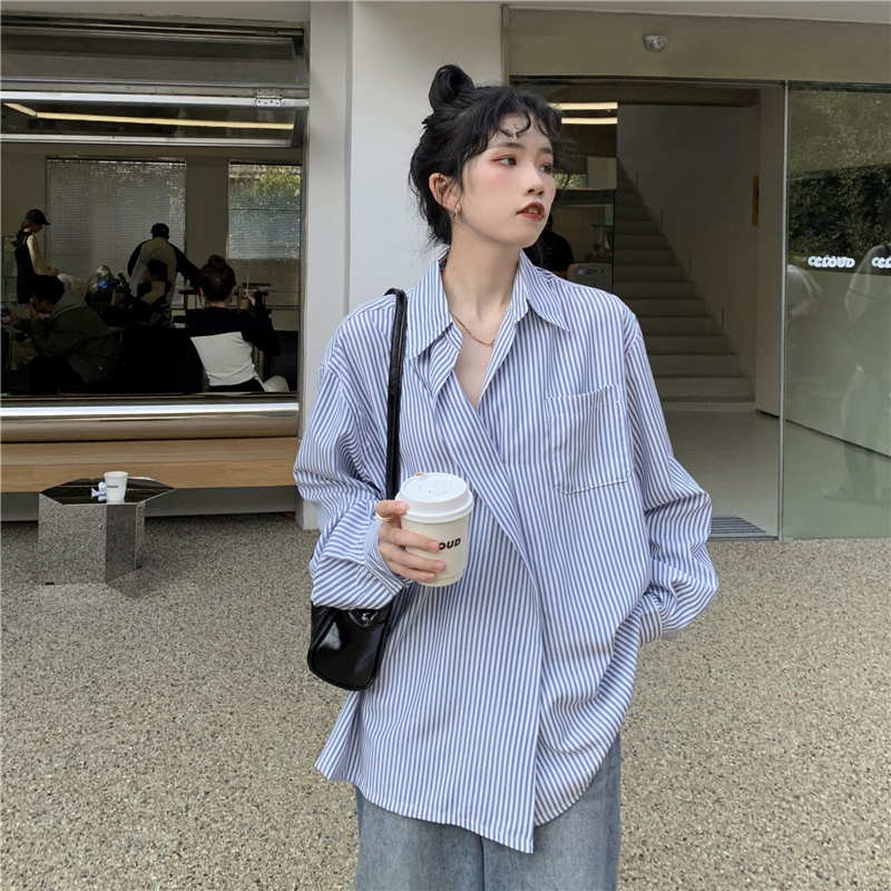 Real price ~ Spring New Korean Pinstripe shirt pocket Lapel thin shirt cardigan