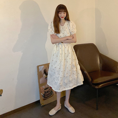 Real price ~ Korean floral bandage waist round neck versatile bubble sleeve dress