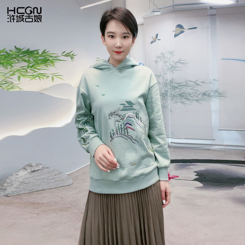 春秋新款棉质精致刺绣花时尚加绒运动休闲保暖通勤连帽女短款卫衣