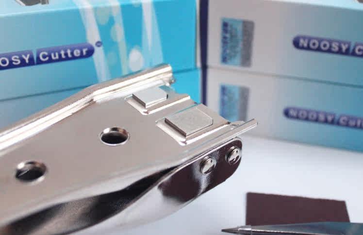 Pince pour cartes SIM - Ref 307148 Image 3