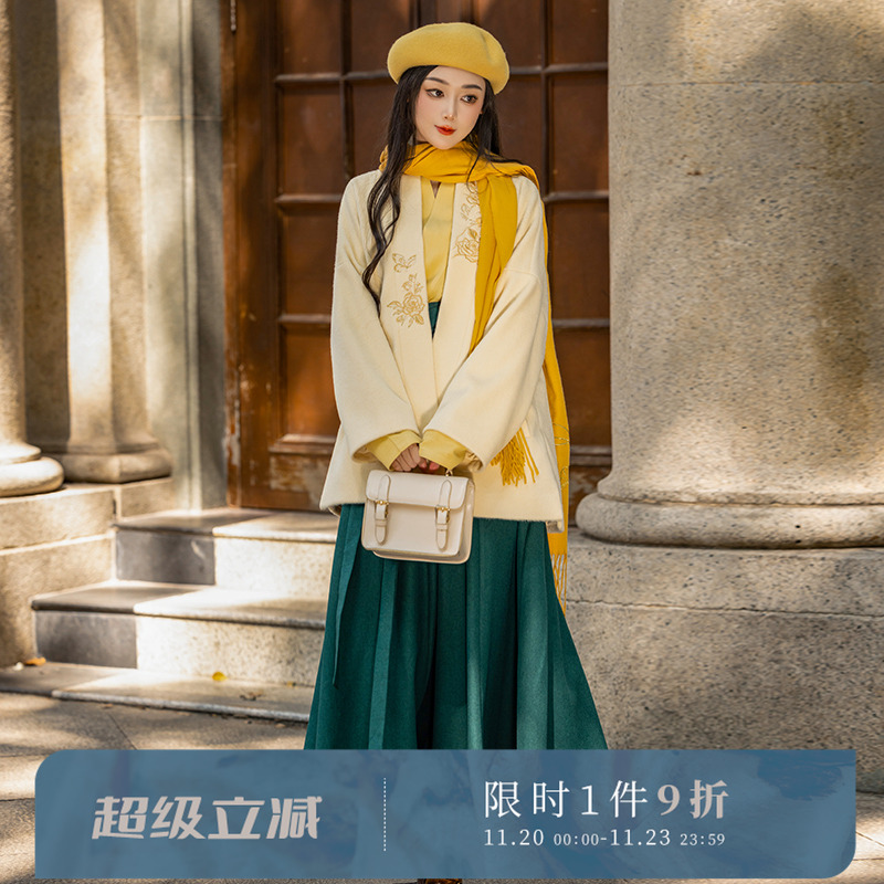 拟梦秋冬日常汉服撞色绣花有口袋