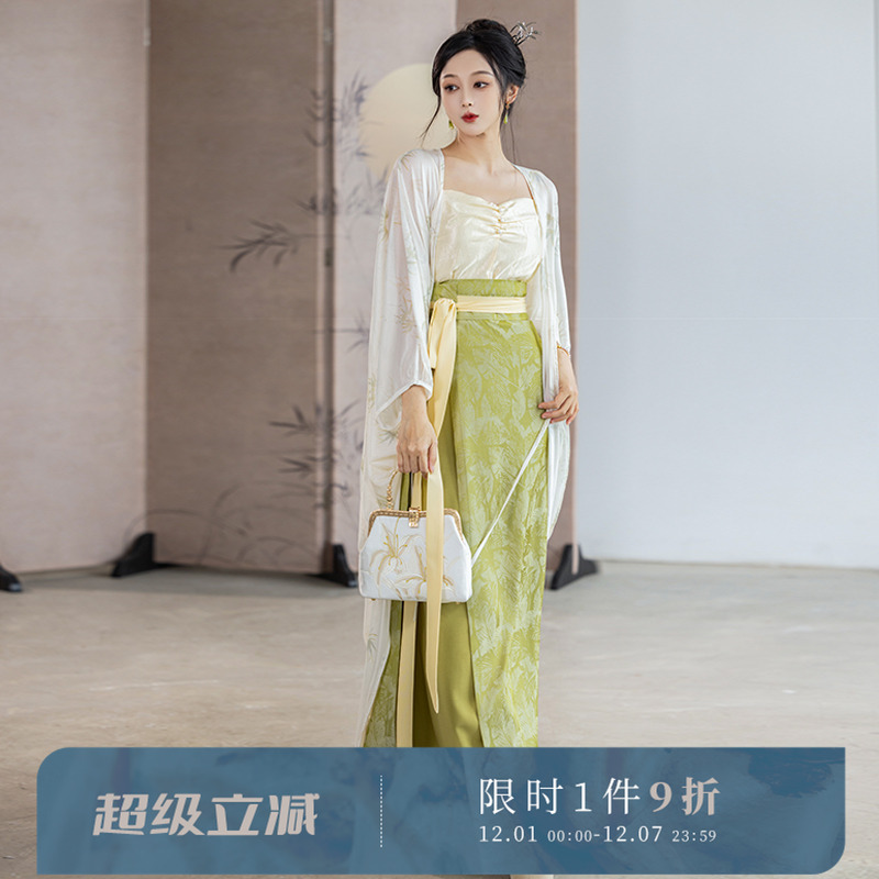 拟梦新中式连衣裙改良宋制旋裙