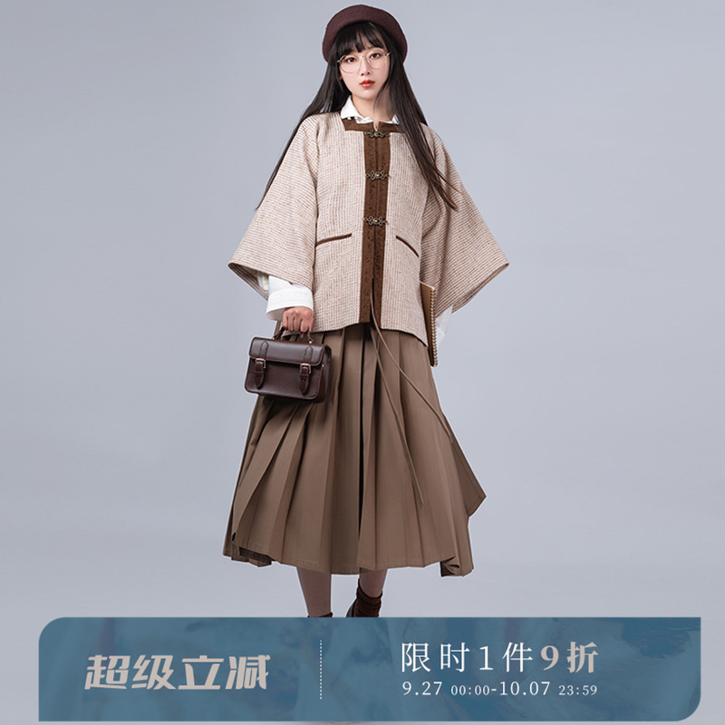 百搭保暖的方领半臂外套冬日汉服
