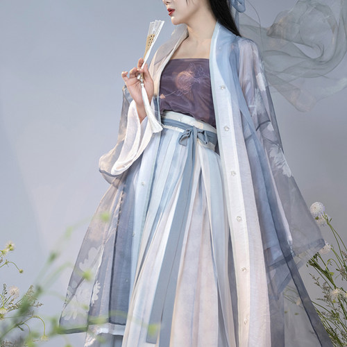 拟梦国风花弄影原创宋制汉服