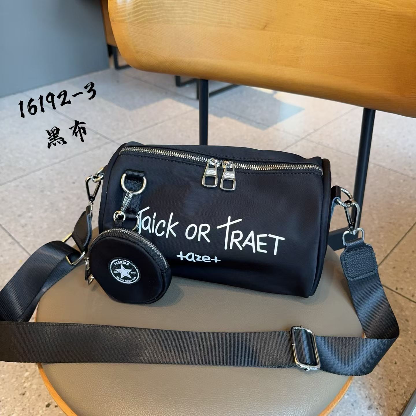时尚女包韩版防水尼龙印花斜挎包