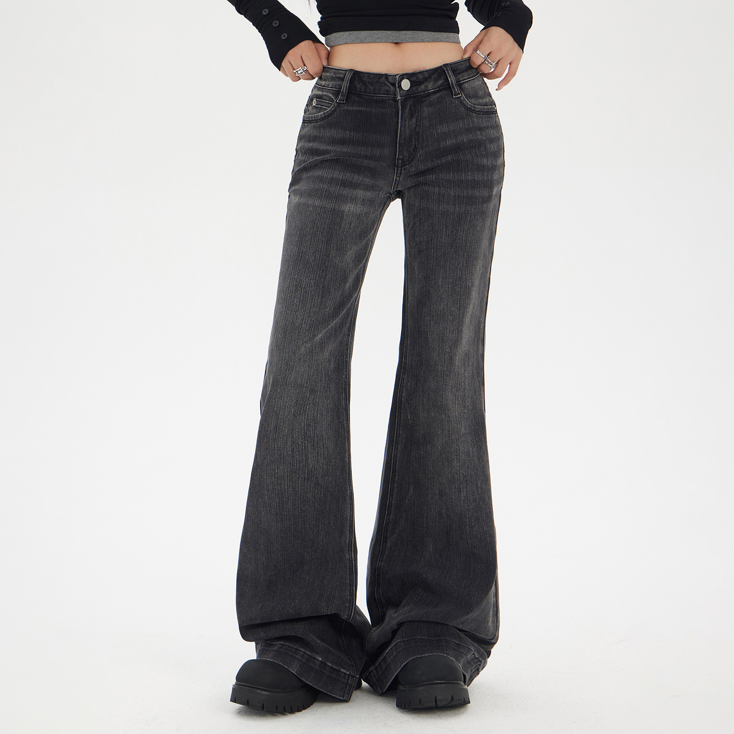 复古黑灰色弹力百搭马蹄牛仔长裤